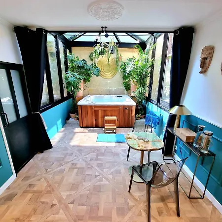 Chambre Gaia Avec Jacuzzi Privatif A La Belle Endormie & Spa Guest House Frühstückspension Bordeaux