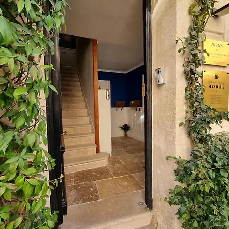 Frühstückspension Chambre Gaia Avec Jacuzzi Privatif A La Belle Endormie & Spa Guest House Bordeaux